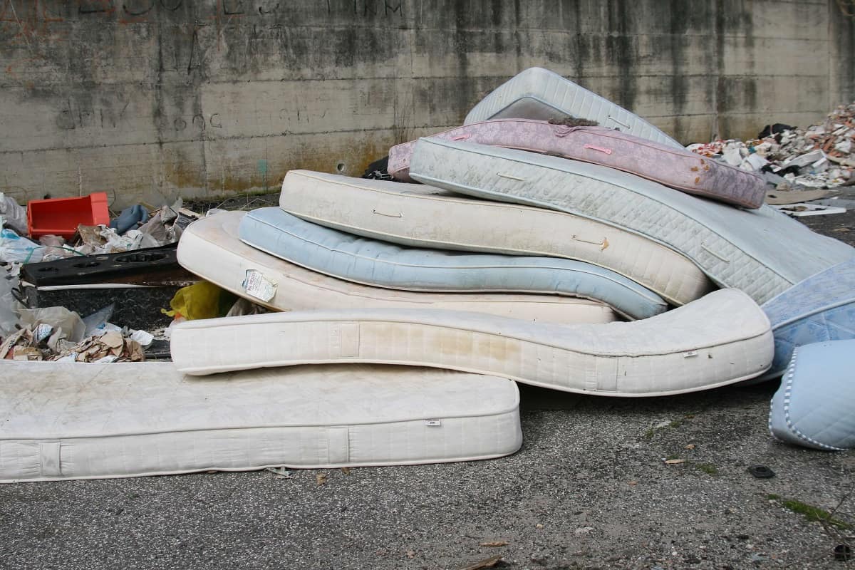 disposal of air mattress